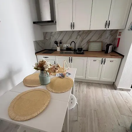 Blessed House בית נופש *